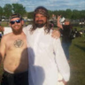 Meet your Posher, Devin